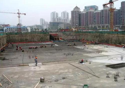 上海海上海大型基坑工程.jpg